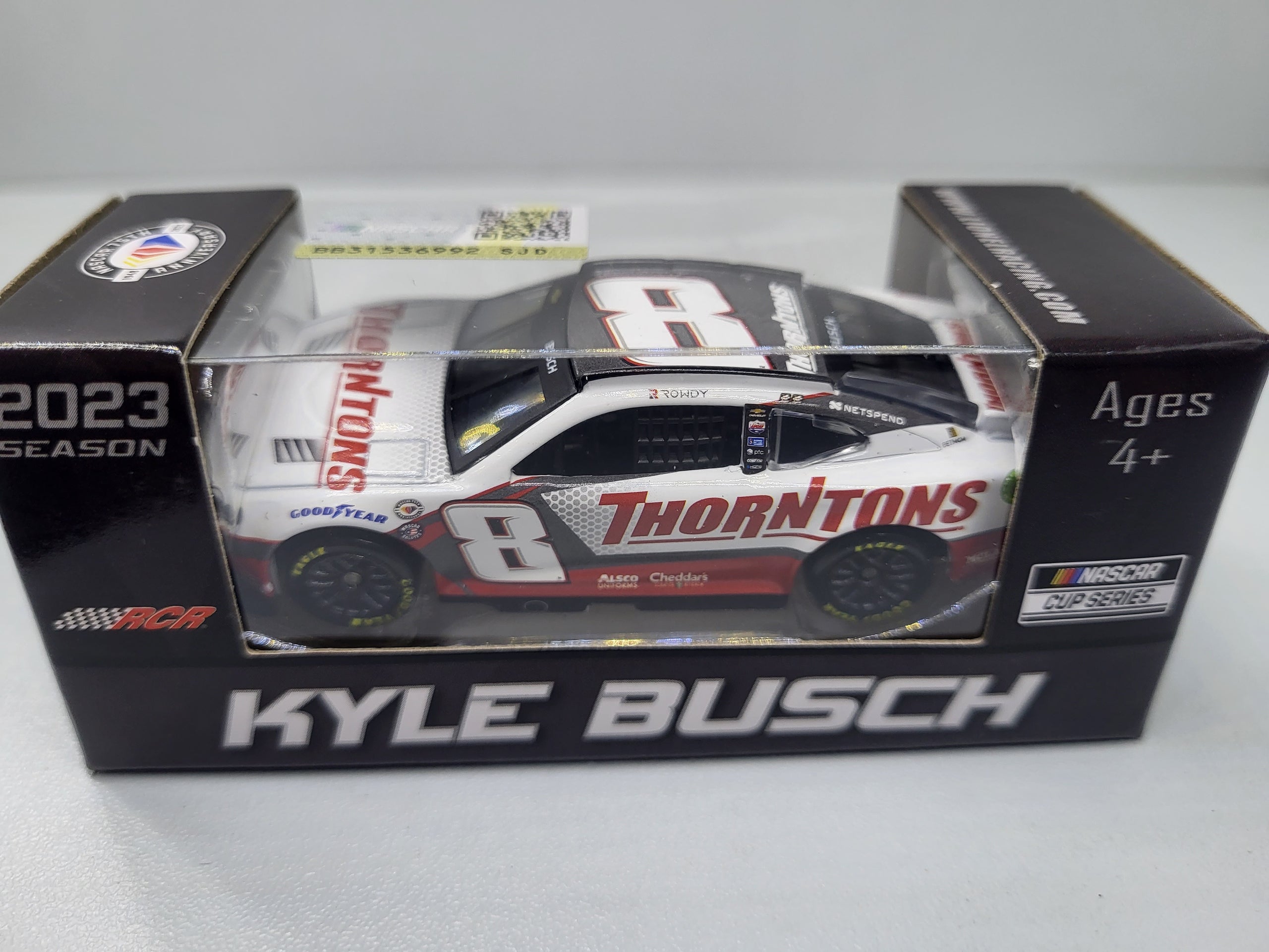 Lionel Racing Macchina Pressofusa Kyle Busch 2023 Thorntons - Scala 1:64 - Modello Da Collezione